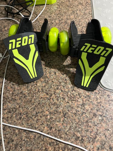 Neon Street Rollers, light up wheels! Yvolution