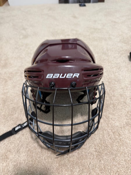 Medium Bauer BHH7500 Helmet with Oreo Cage (Used)