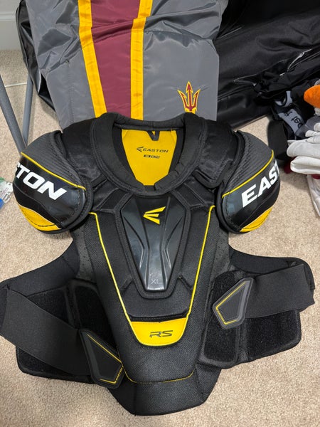 Men's XL Senior Easton Stealth RS Shoulder Pads (Used)