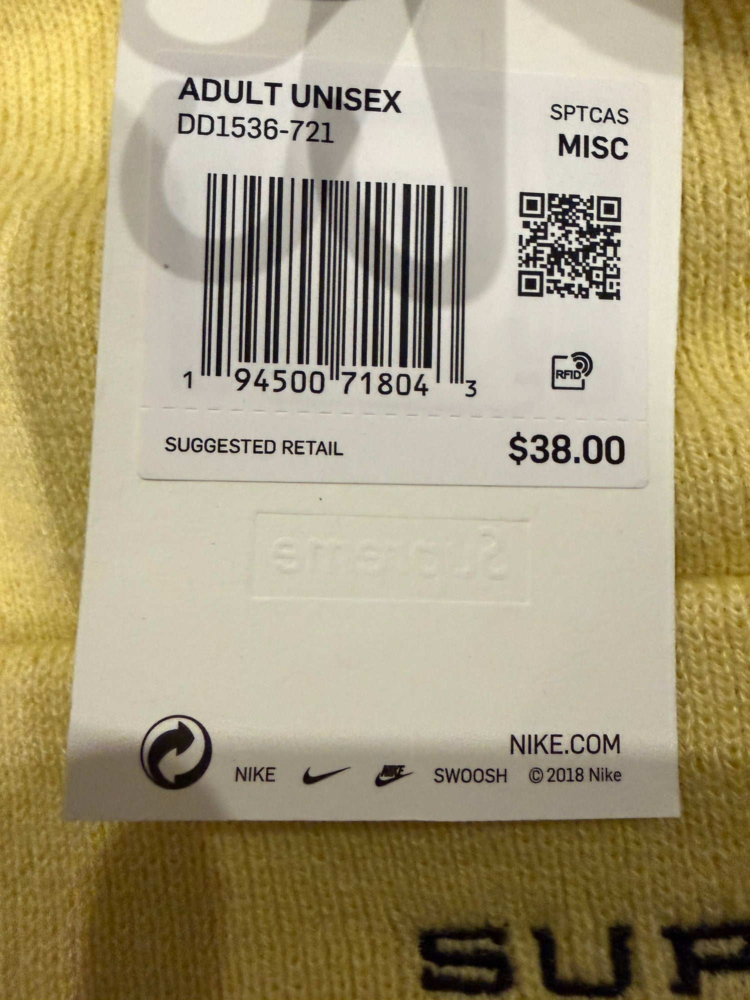 Nike x Supreme Yellow Snakeskin Beanie Adult One Size DD1536-721