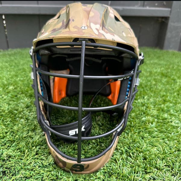 duke football helmets 2017 Blue Devils White Mini Speed US Flag and other decals purchased at the time of helmet are not applied to helmet by Green Gridiron so you can affix them where you want RARE* 2017 Duke JR10 Camo
