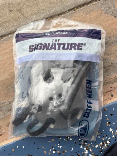 Cliff Keen (New) wrestling headgear