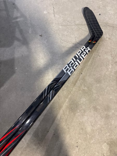 2 Pack P28M 87 Flex Senior Bauer Vapor Flylite Left Hand Hockey Stick Pro Stock New