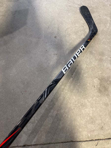 P92 77 Flex Senior Bauer Vapor Flylite left Hand Hockey Stick Pro Stock New