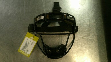 Used Schutt FIELDERS MASK BB/SB Fielders Mask Black One Size 11868-S000066376