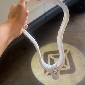 STX Magnet 2k Unstrung Head (New)