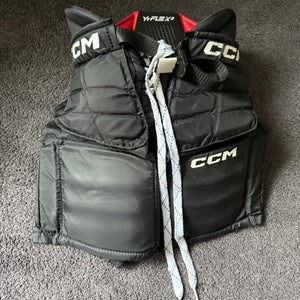 Black Youth Large CCM YTFlex 3 Hockey Goalie Pants (Used)