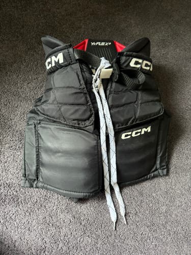 Black Youth Large CCM YTFlex 3 Hockey Goalie Pants (Used)