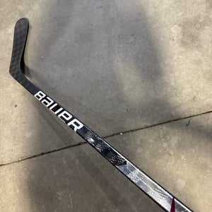 Custom P29 87 Flex Senior Bauer Vapor Hyperlite Right Hand Hockey Stick Pro Stock (NEW)
