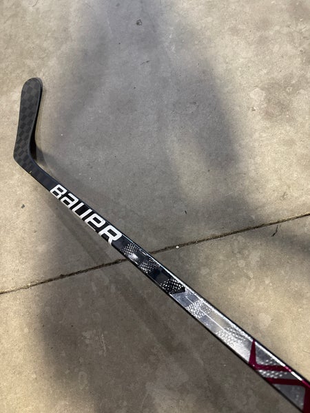 Custom P29 87 Flex Senior Bauer Vapor Hyperlite Right Hand Hockey Stick Pro Stock (NEW)