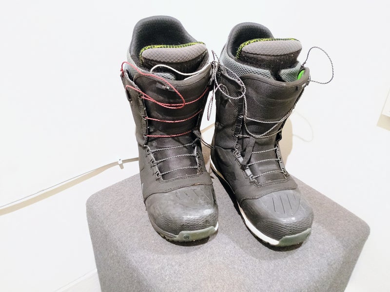 Used 2016 Burton Ion Snowboard Boots Men's 9