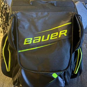 Bauer hockey bag