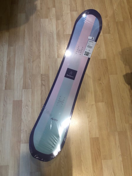 2023 Women's 149cm Bataleon Feelbetter Snowboard Without Bindings (New)
