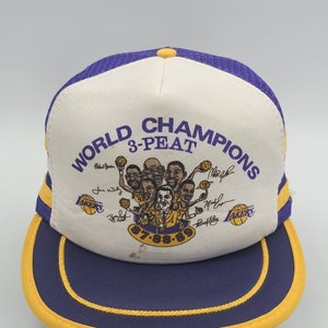 Vintage Los Angeles Lakers 3 Peat NBA Champions Caricature Mesh Hat Snapback