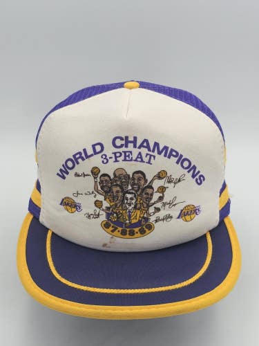 Vintage Los Angeles Lakers 3 Peat NBA Champions Caricature Mesh Hat Snapback