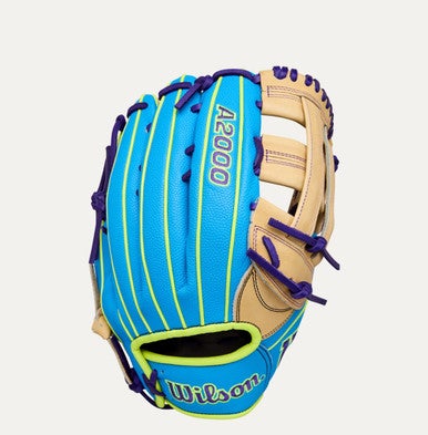 New A2000 SKYBLU/YLW RHT 12.5IN WINTER 2025 BASEBALL GLOVE 11834-WILWBW104006125