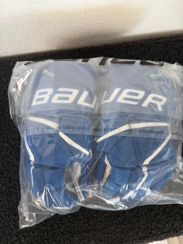 Bauer Vapor Hyperlite Gloves 13" (New)
