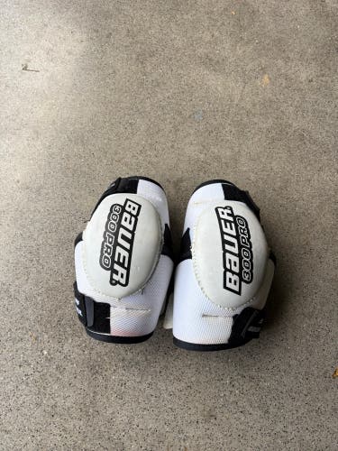 Senior Small Bauer Pro Vintage Elbow Pads (Used)