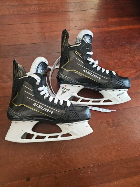 Bauer Supreme M40 Hockey Skates 8.5 (Used)