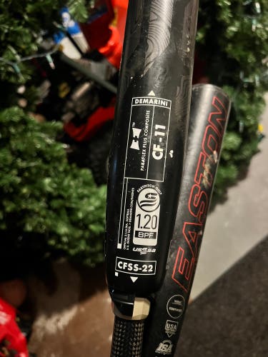 2022 DeMarini CF Composite Bat (-11) 19 oz 30" (Used)