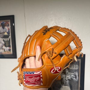 Rawlings Heart of the Hide Horween TT2 with USA labels