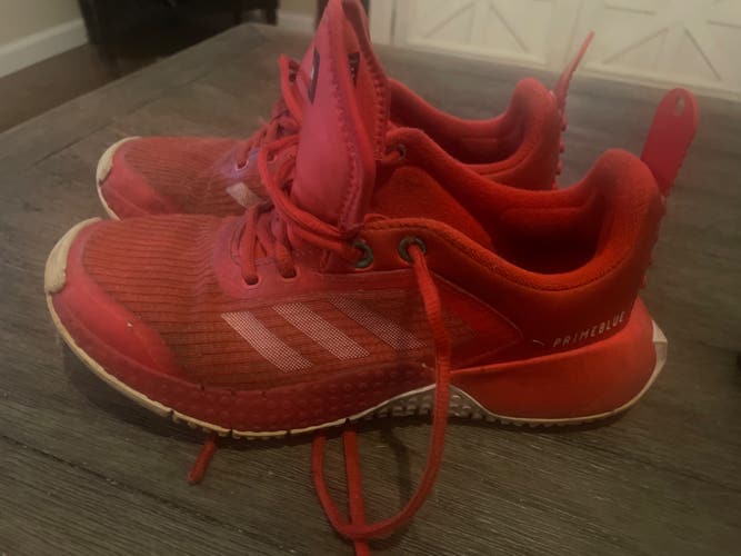 Red Men's 4Y (Big Kids / Youth) Youth Adidas Shoes (Used)