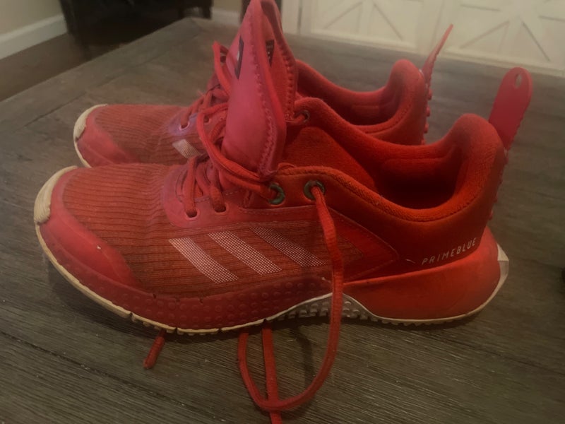 Red Men's 4Y (Big Kids / Youth) Youth Adidas Shoes (Used)