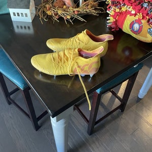 Orange Men's Size M 12.0 (W 13.0) Adult Detachable Cleats  (Used) Rugby, Soccer, Football, Lax