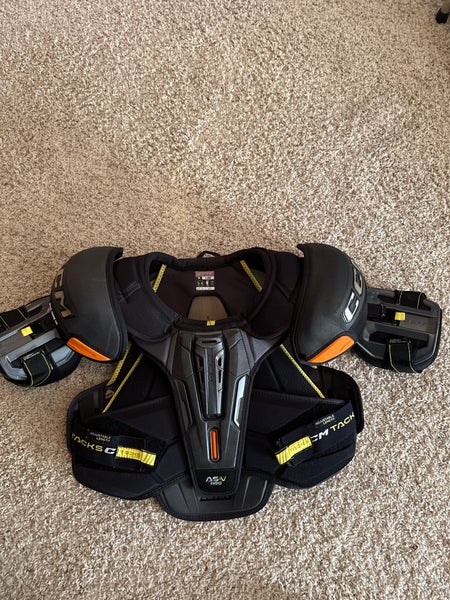 CCM Shoulder Pads