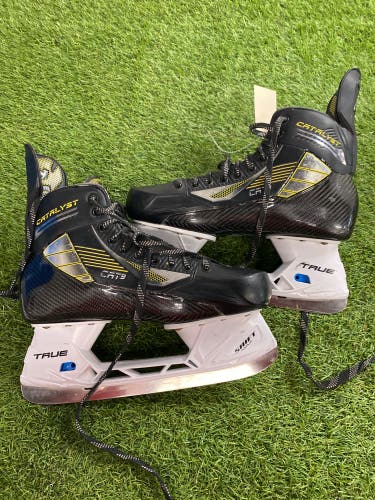 Senior True Catalyst 9 Hockey Skates Wide Width 10.5 (Used)