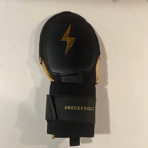 Bruce Bolt Black & Gold Adult Sliding Mitt