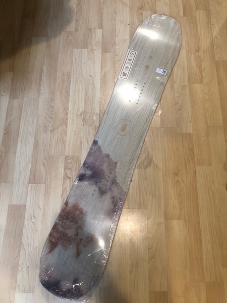 2023 Women's 148cm Arbor Swoon Rocker Snowboard Without Bindings (New)