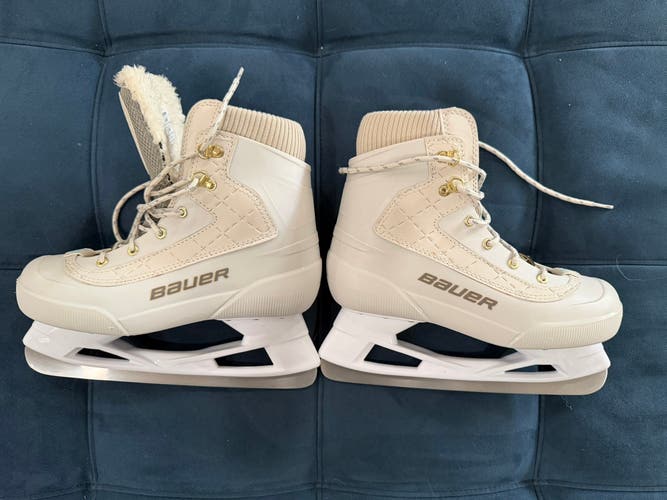 Bauer Tremblant Hockey Skates Size 6 (Used)