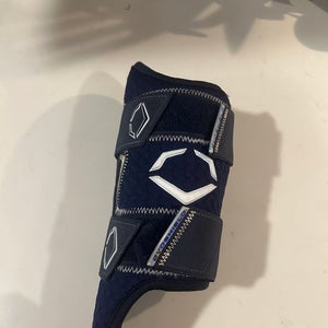 Navy Adult EvoShield Leg guard Shin Guards (New) Size Small For LHB