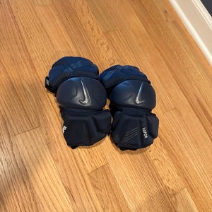 Large Adult Nike Vapor Arm Pads (New)