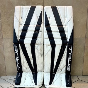 34" +1.5 2023 True Catalyst PX3 Goalie Leg Pads (Used)