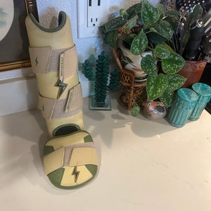 Bruce Bolt Military Green Adult Shin Guard (New)