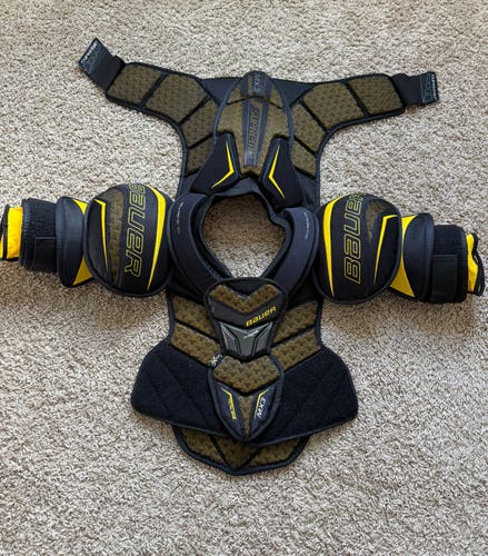 Bauer Supreme TotalOne MX3 Shoulder Pads