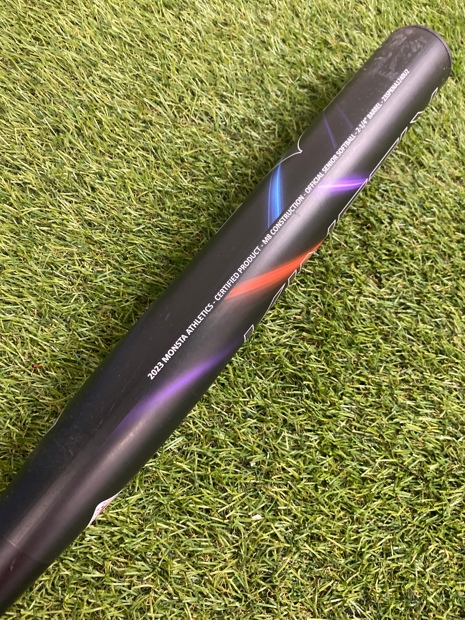 Black Monsta Kinetik Bat (-8) | 26 oz 34