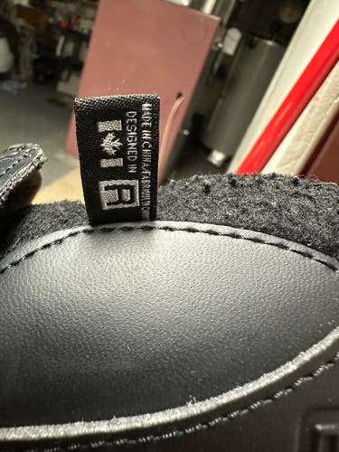 Graf DM1050 Hockey Goalie Skates Size 6 (Used)