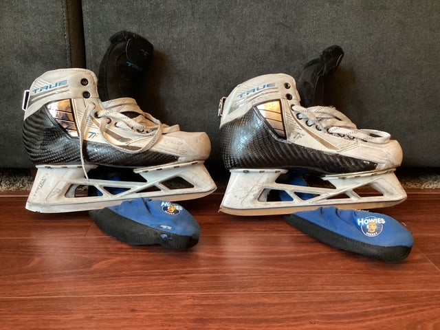 2022 True Custom Pro Hockey Goalie Skates Regular Width Pro Stock (Used)