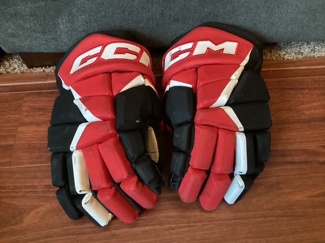 CCM FT 680 Gloves 14" (Used)