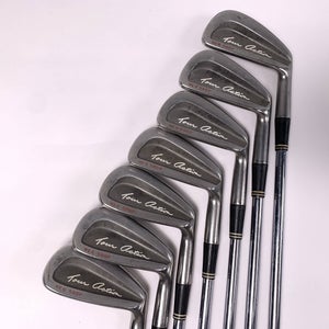 Cleveland 588 P Chrome Iron Set 4-PW Regular Steel Mens RH