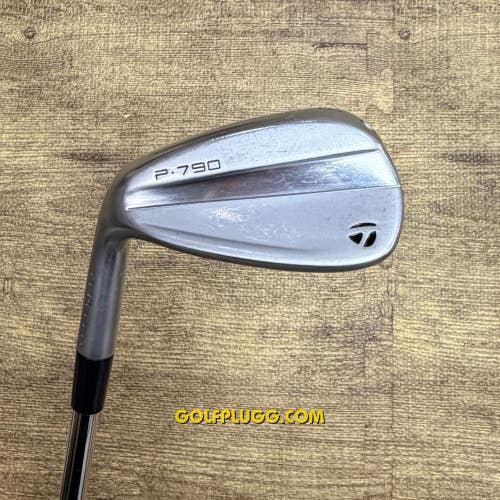 Left-Handed Gap Wedge- Taylormade P790 2023 / Dynamic Gold, Extra Stiff (2480)