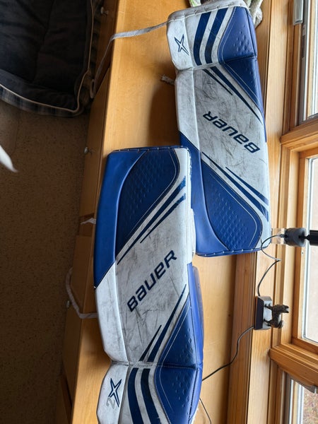 Large Bauer Vapor 2X Goalie Leg Pads (Used)
