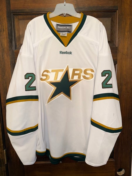 USED WHITE DALLAS STARS #2 HOCKEY JERSEY SIZE XXL