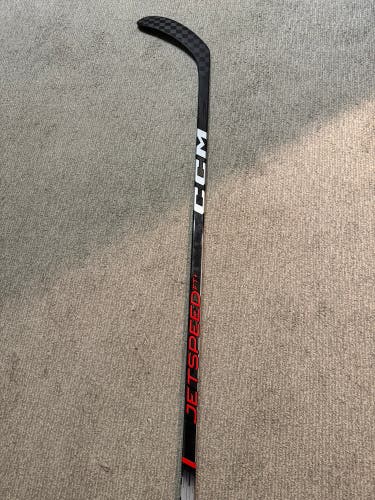 Senior CCM JetSpeed Team Right Handed Hockey Stick P29 (New)
