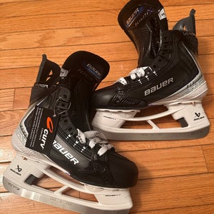 2025 Bauer Vapor Flylite Hockey Skates Regular Width Size 3 (New)
