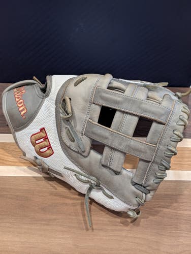 RH Wilson First Base A2000 Softball Glove 12.5" (Used)