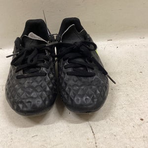 Used Nike Soccer Cleats Black Youth 13.5 11725-S000493754